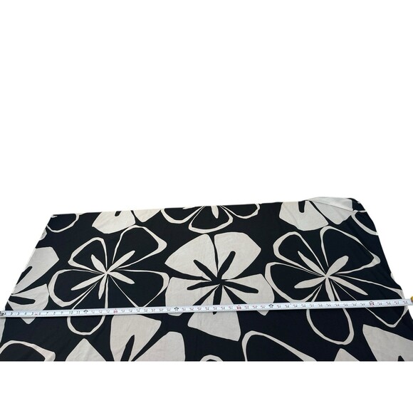 Anne Klein New York One Size Black White Floral Sheer Wrap Kimono Scarf NWT - Picture 6 of 11